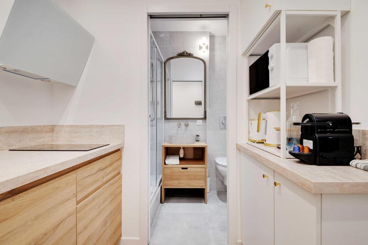 Appartement Cozy Studio In The Vibrant Heart Of Paris Extérieur photo