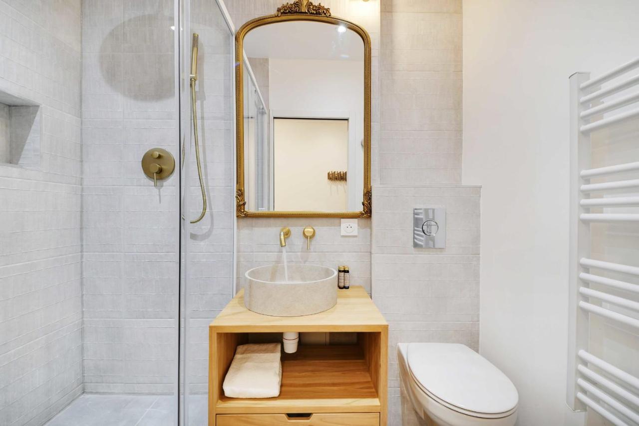 Appartement Cozy Studio In The Vibrant Heart Of Paris Extérieur photo